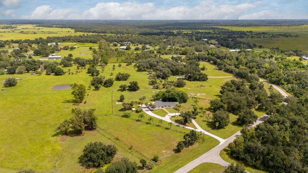 5240 Myakka Valley, Sarasota, FL 34241