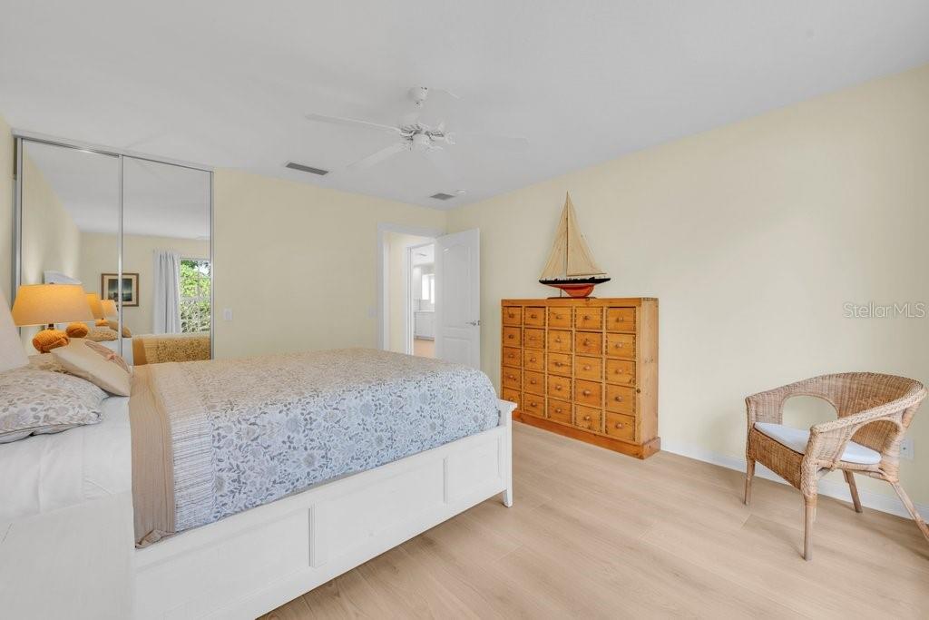 7564 Pesaro, Sarasota, FL 34238