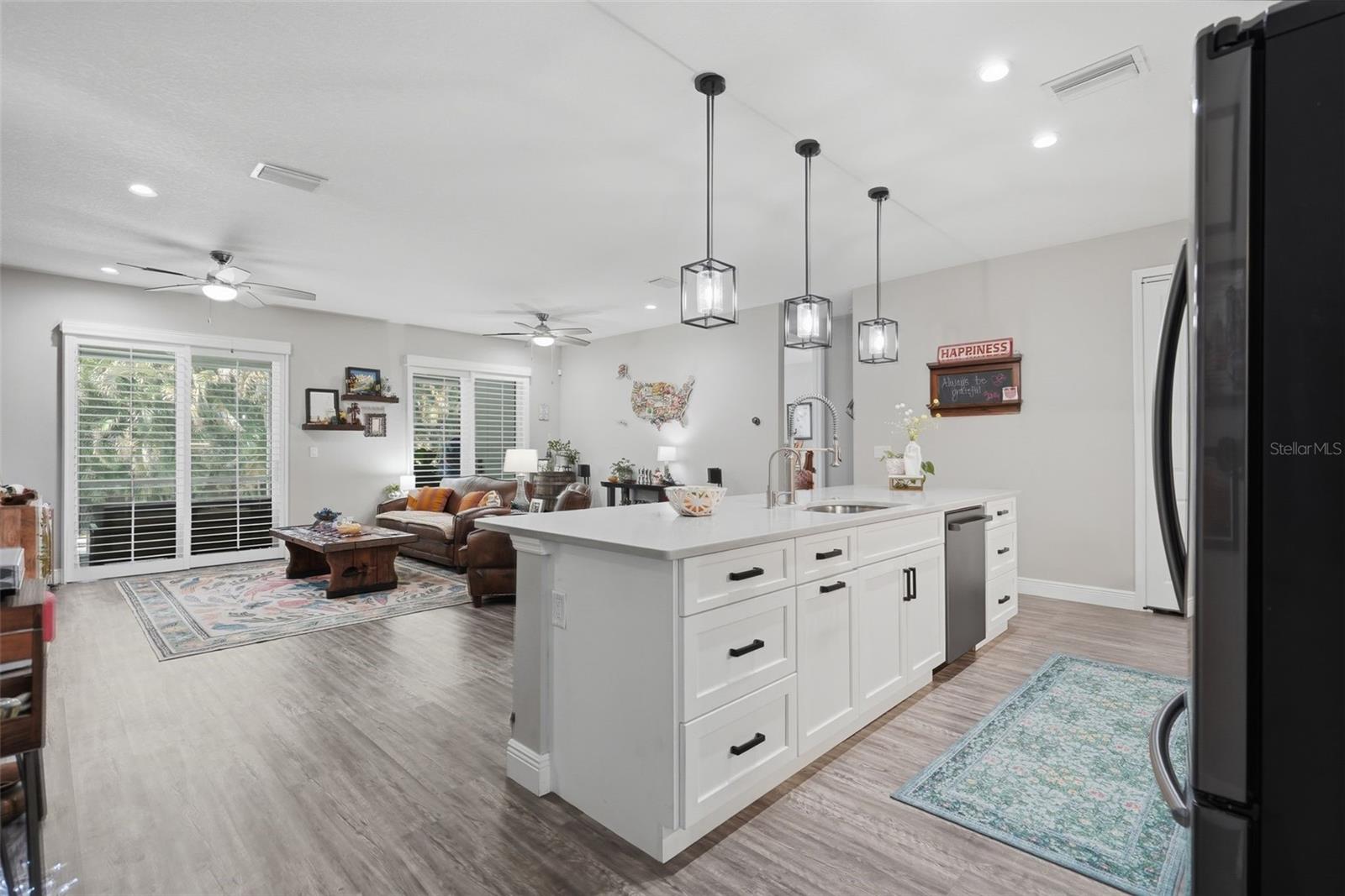 7859 40th, St Petersburg, FL 33709