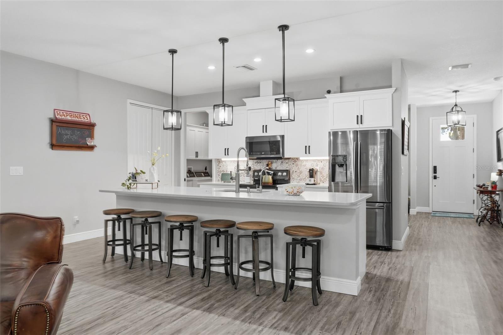 7859 40th, St Petersburg, FL 33709
