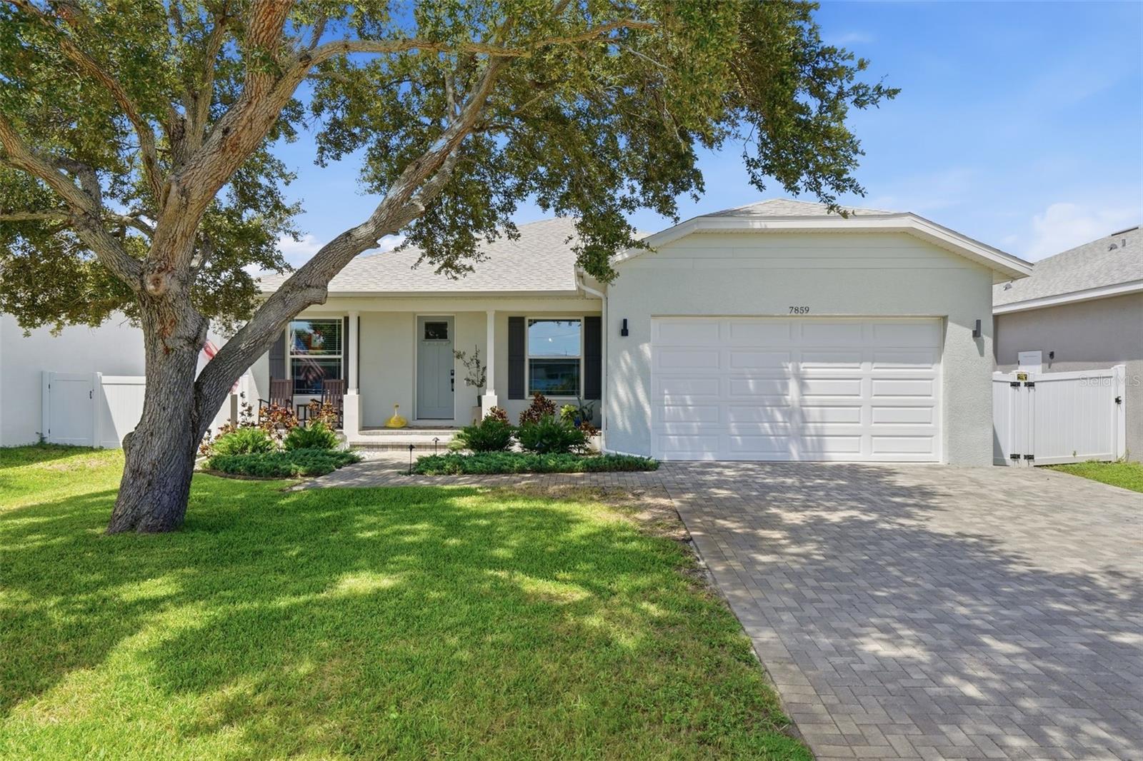 7859 40th, St Petersburg, FL 33709