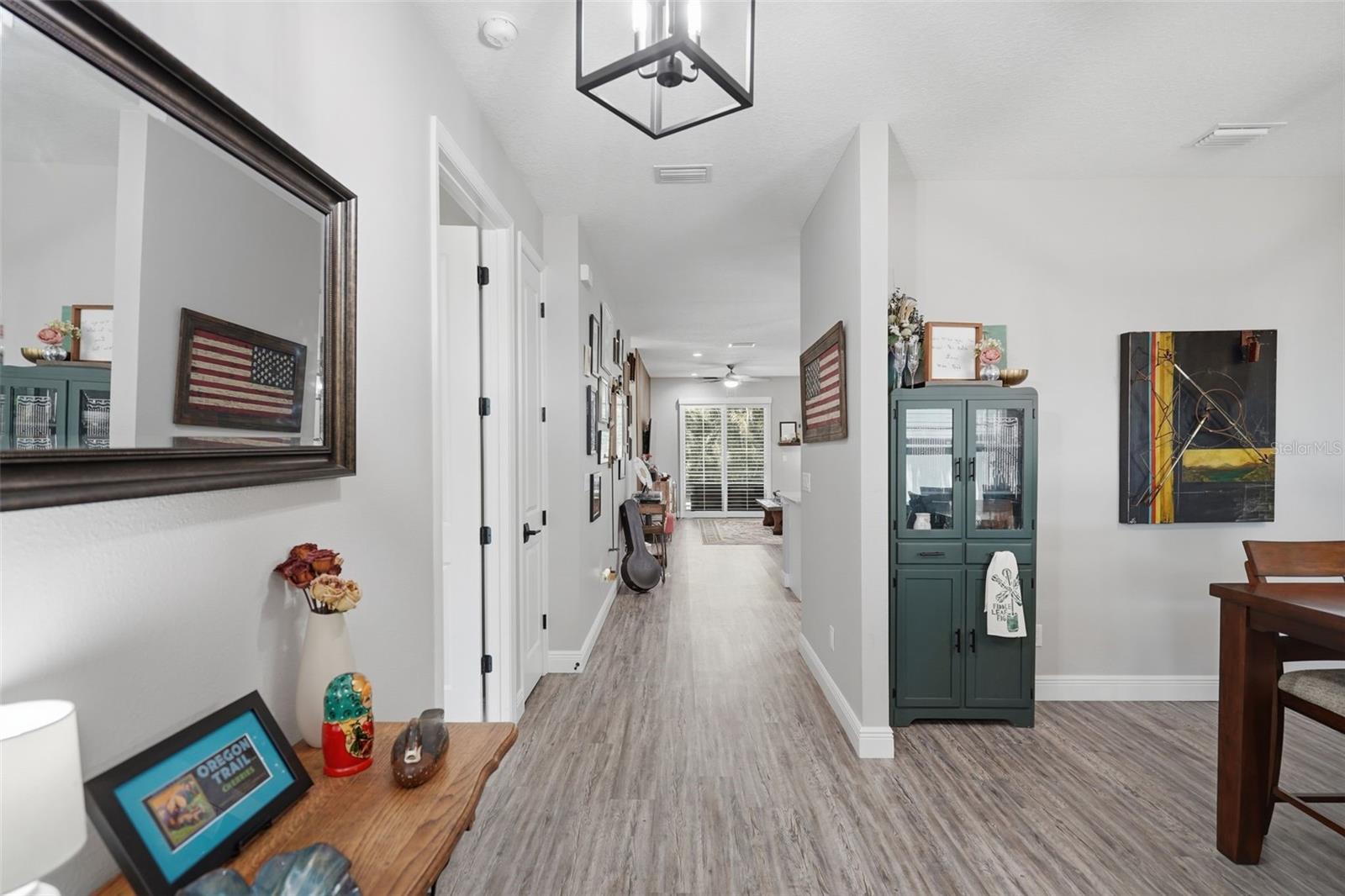 7859 40th, St Petersburg, FL 33709