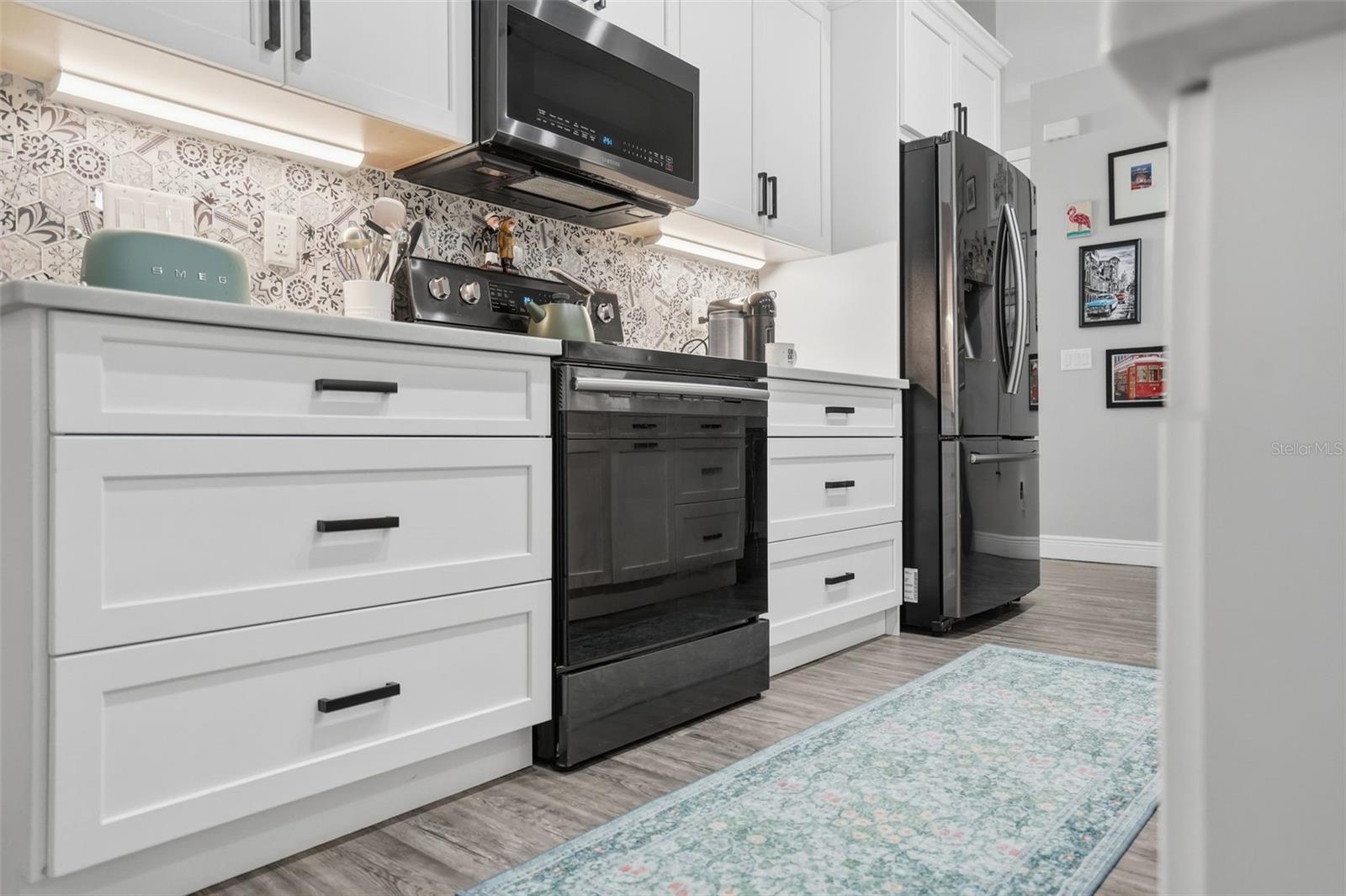 7859 40th, St Petersburg, FL 33709