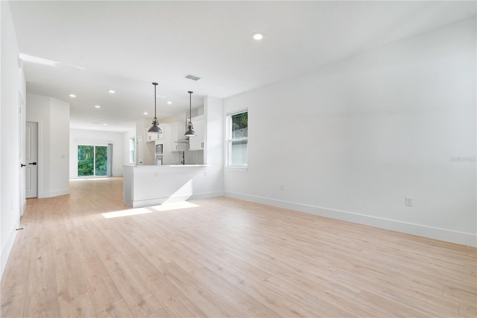 435 13th, Apopka, FL 32703