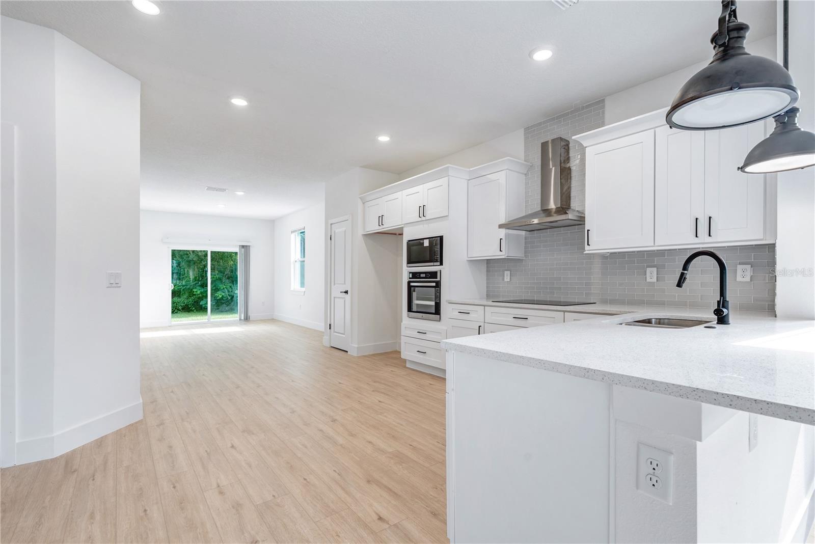 435 13th, Apopka, FL 32703
