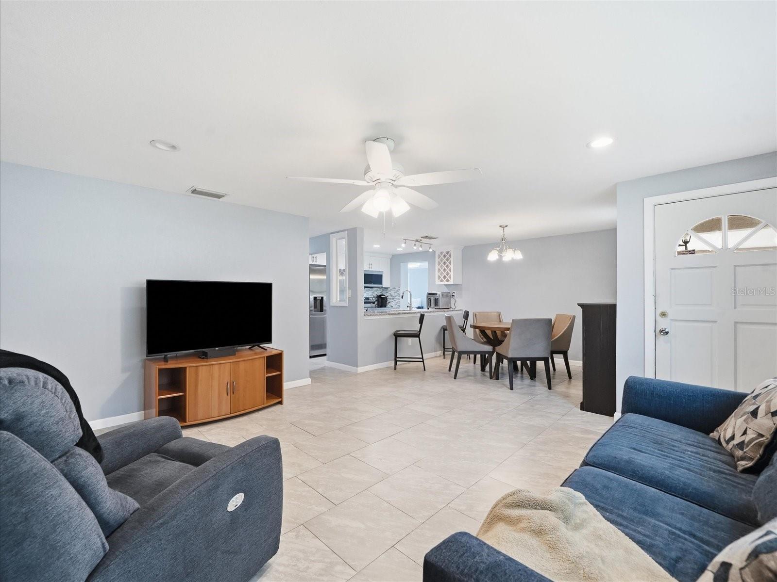 7312 Elliott, Tampa, FL 33616