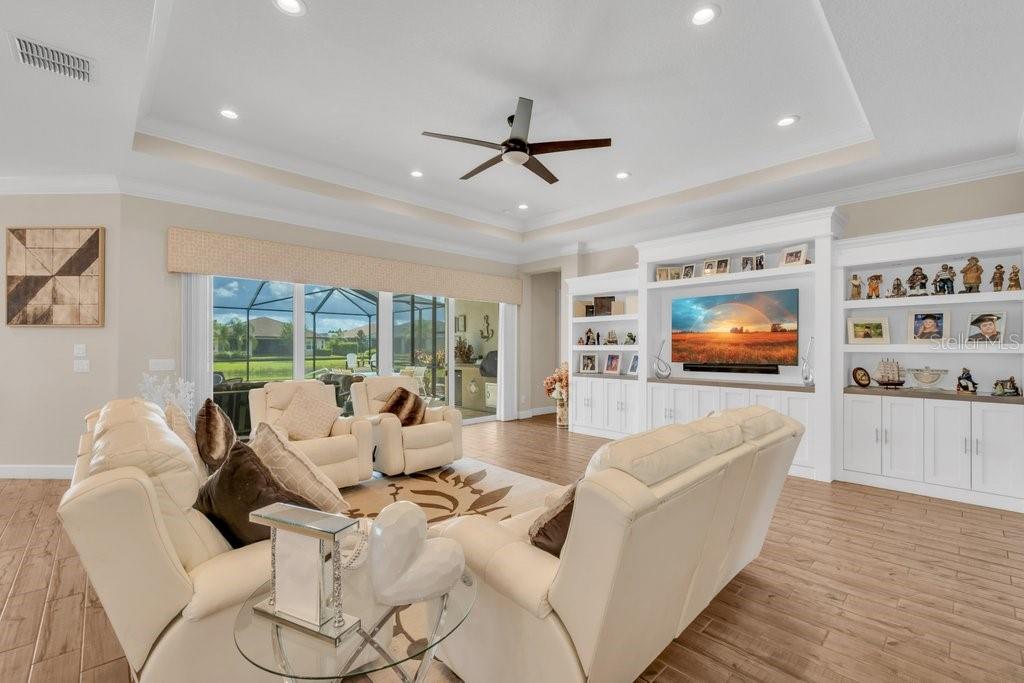 4906 Pamplona, Wimauma, FL 33598