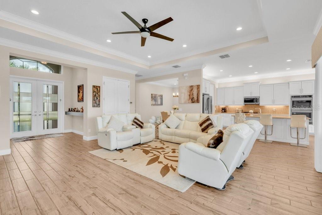 4906 Pamplona, Wimauma, FL 33598