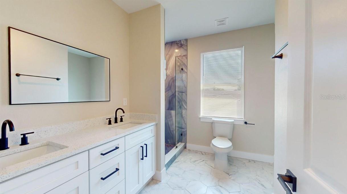 5113 12th, St Petersburg, FL 33710