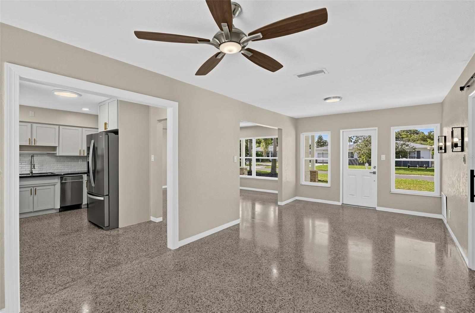 5825 21st, Gulfport, FL 33707