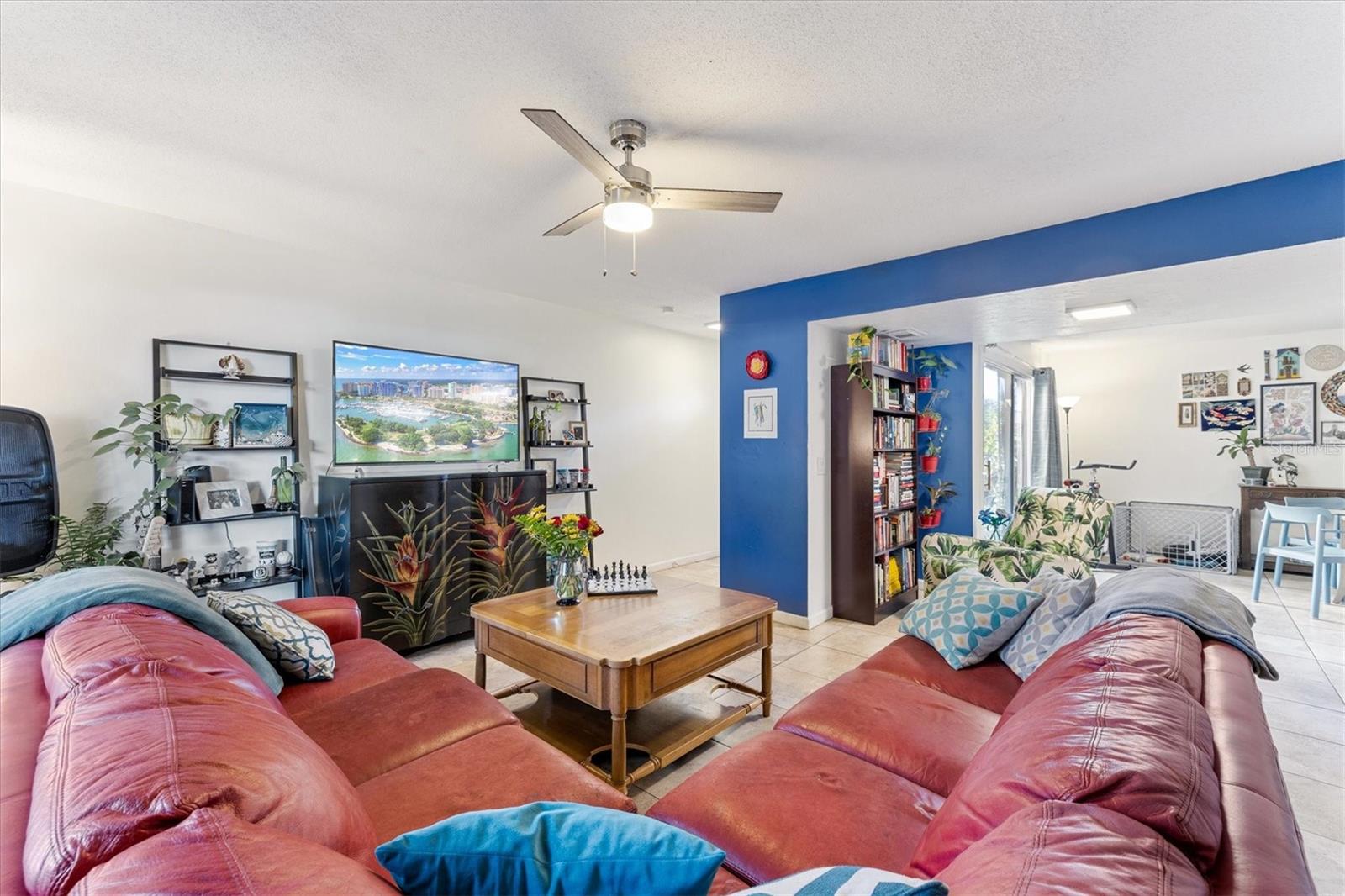 903 Byron, Sarasota, FL 34243