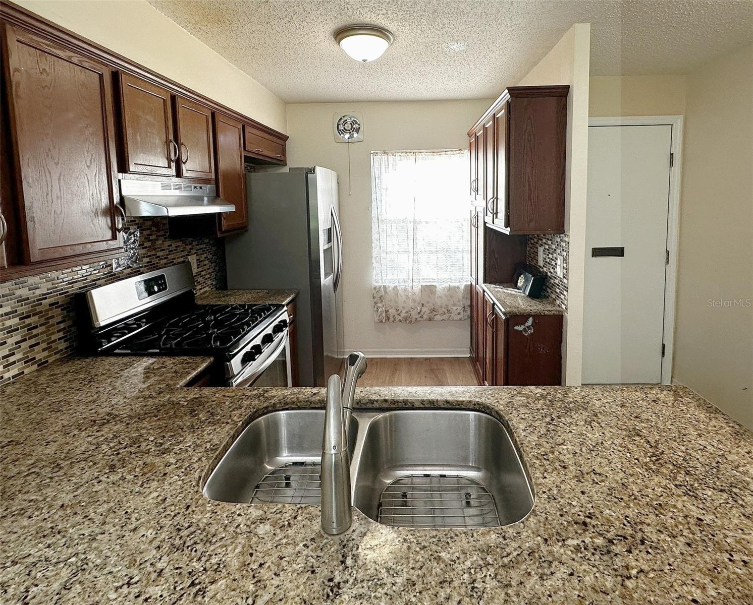1279 Mission Hills, Clearwater, FL 33759