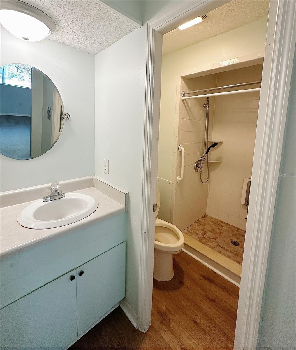 1279 Mission Hills, Clearwater, FL 33759