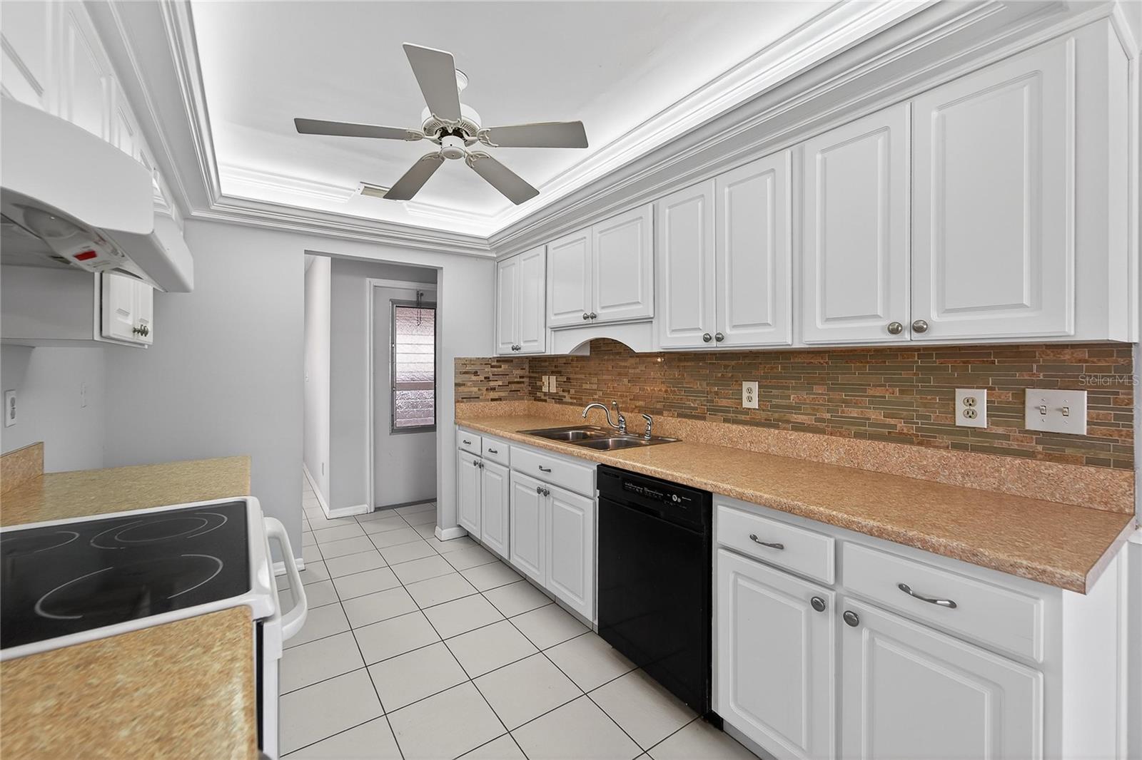 1417 Ingram Unit 79, Sun City Center, FL 33573
