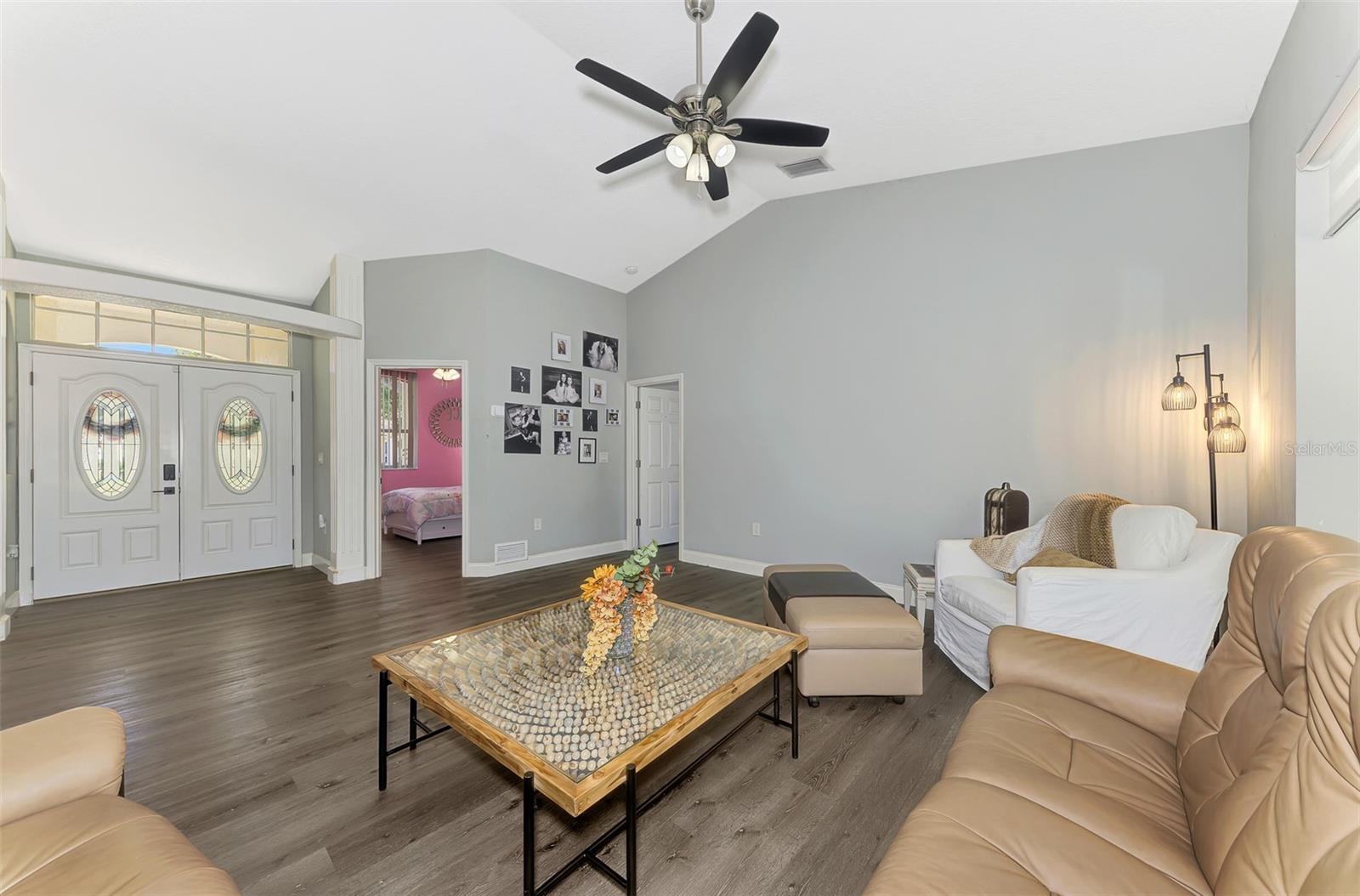 583 Pine Ranch East, Osprey, FL 34229