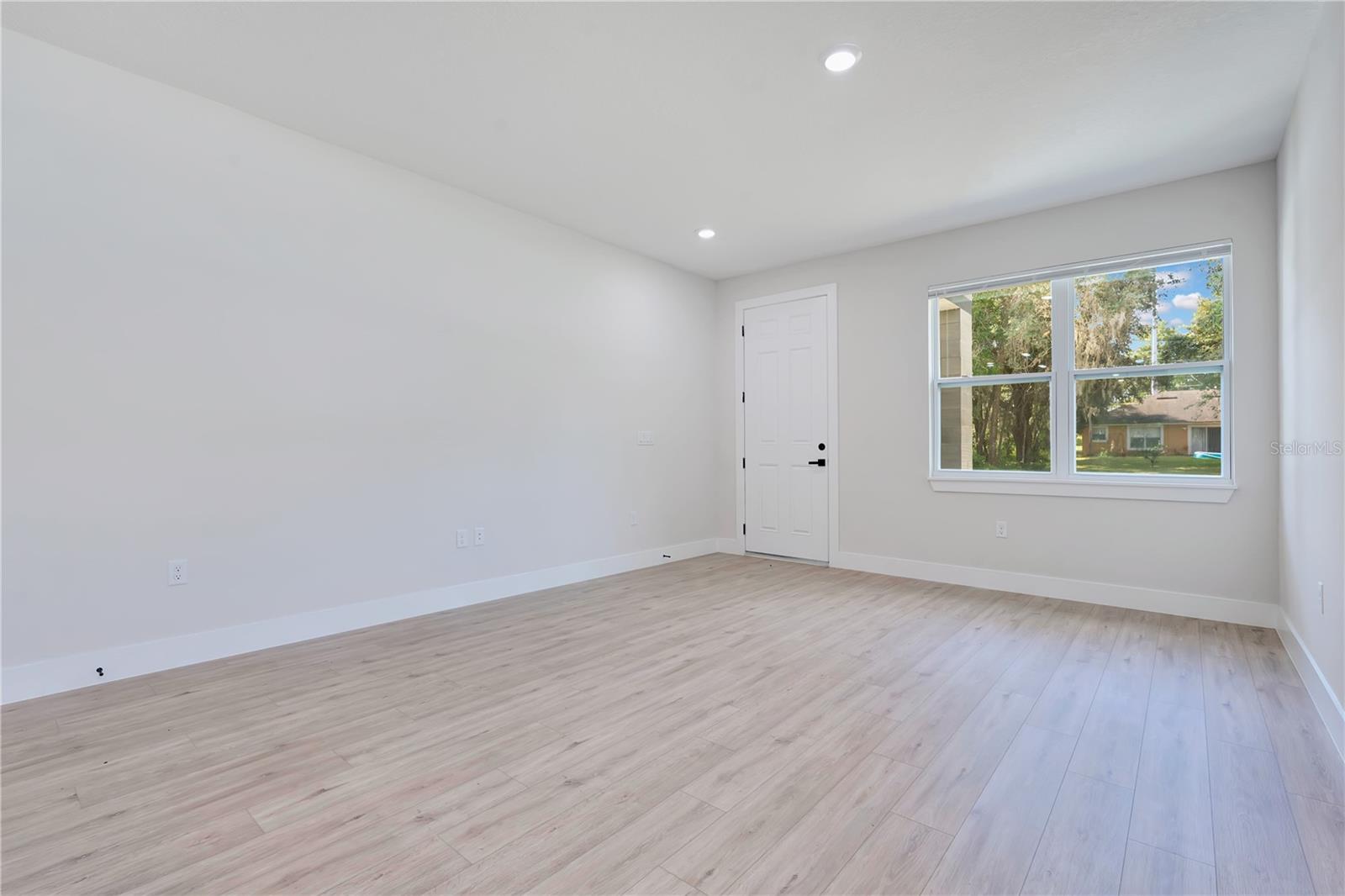 427 13th, Apopka, FL 32703
