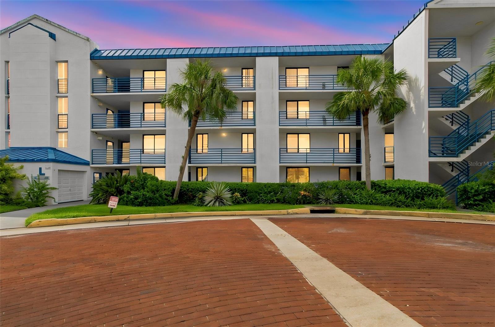 2424 Tampa Bay Unit L404, Tampa, FL 33607