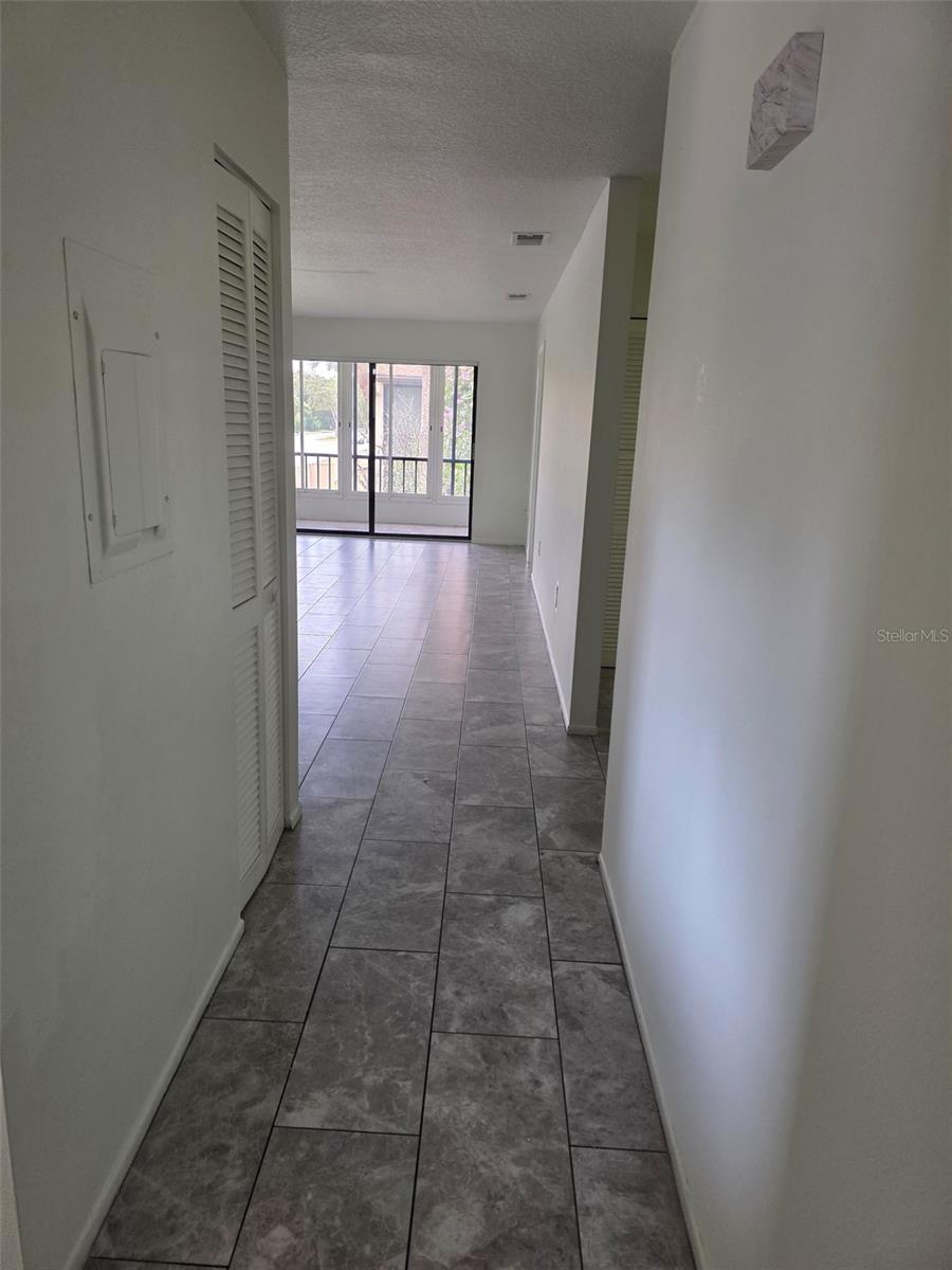 7219 Cloister Unit 202, Sarasota, FL 34231