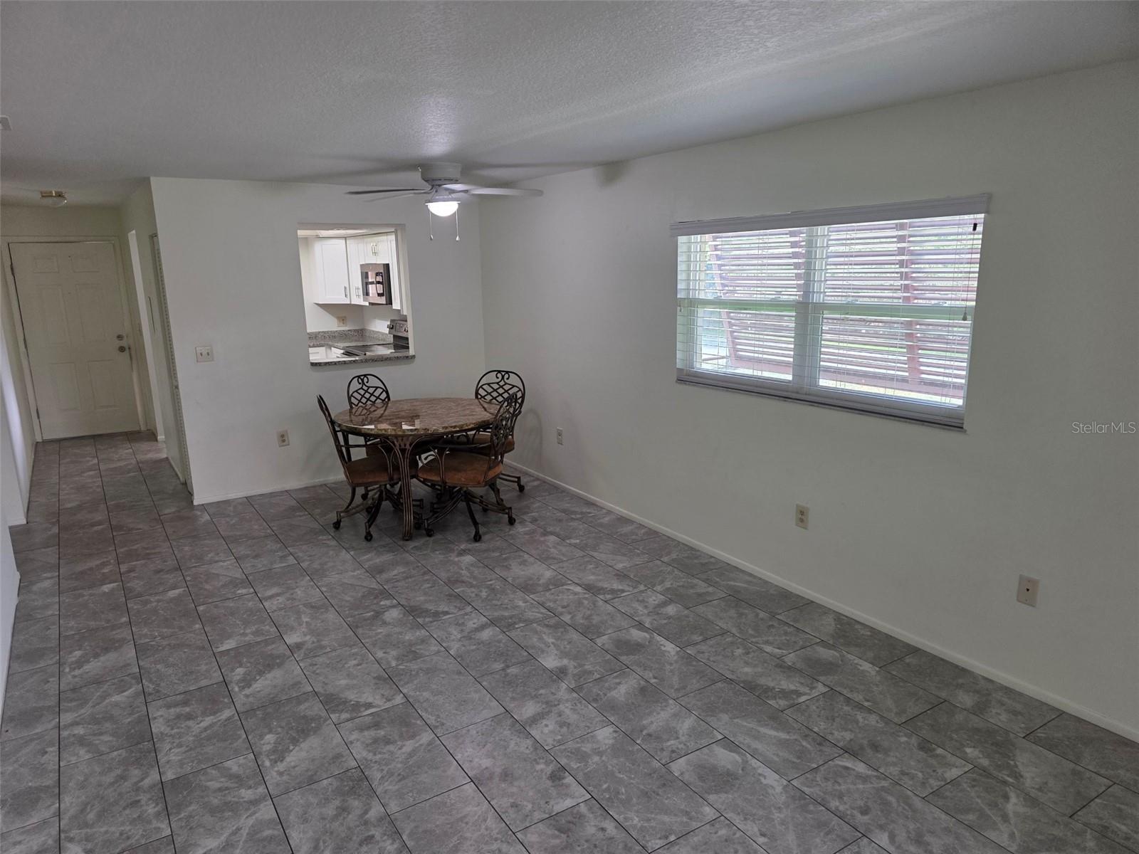 7219 Cloister Unit 202, Sarasota, FL 34231