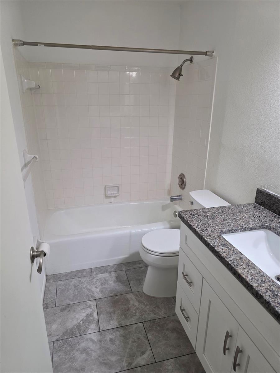 7219 Cloister Unit 202, Sarasota, FL 34231