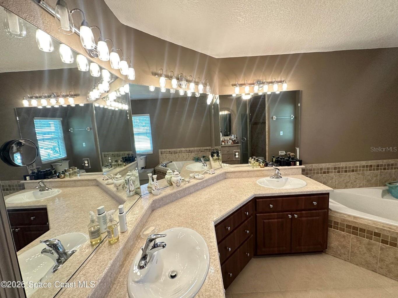 130 Country Woods, Merritt Island, FL 32952