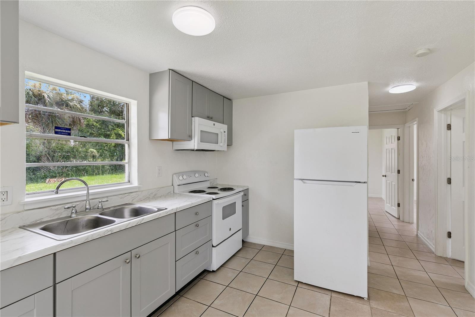 875 Loomis, Daytona Beach, FL 32114
