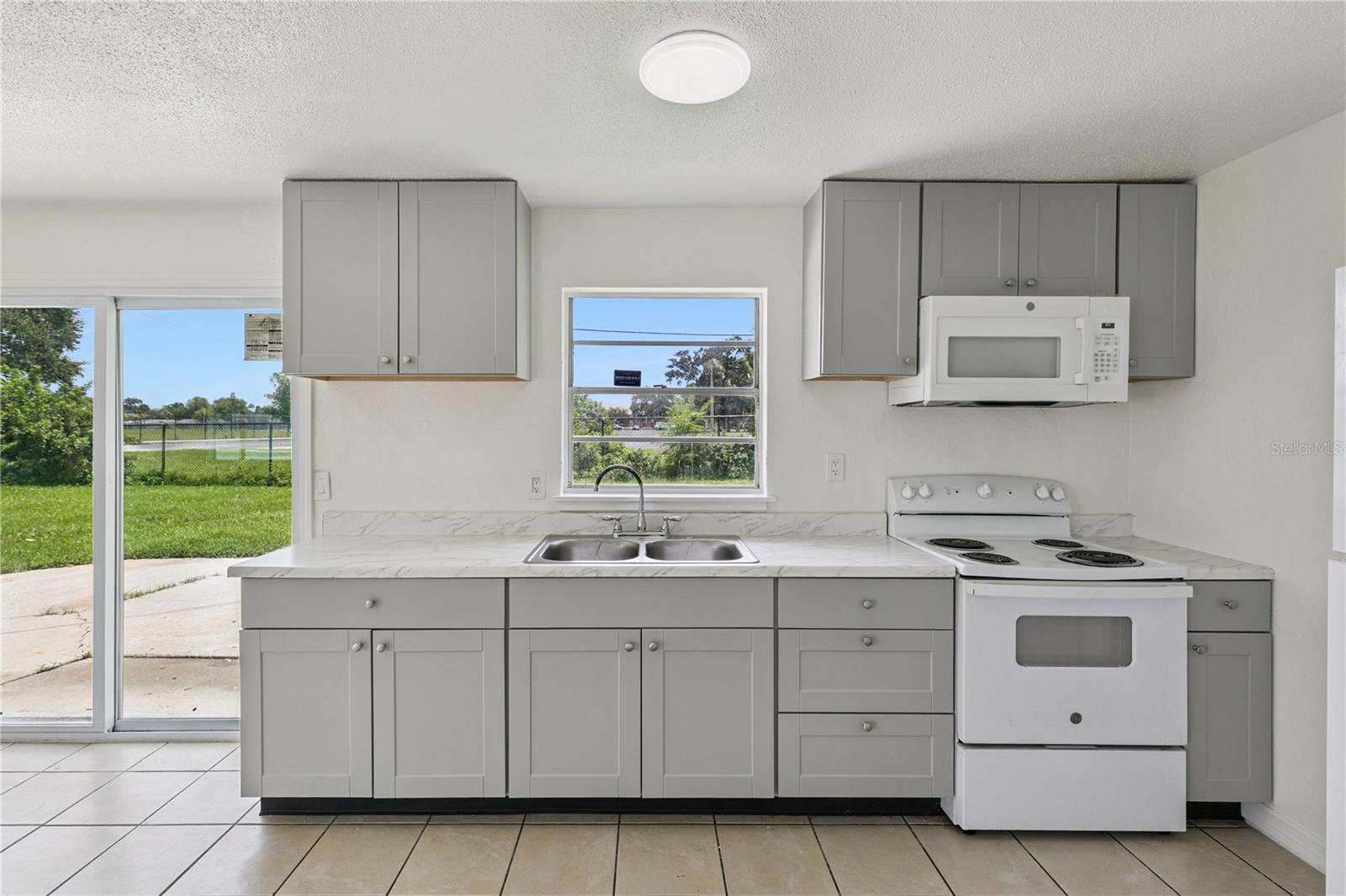 875 Loomis, Daytona Beach, FL 32114