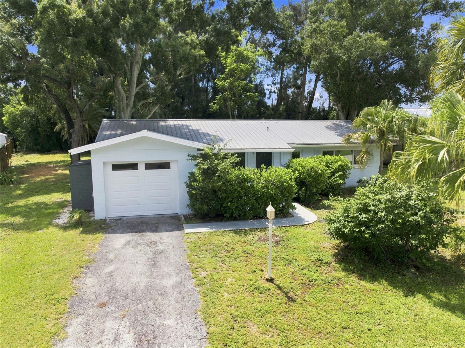 6100 35th, St Petersburg, FL 33710