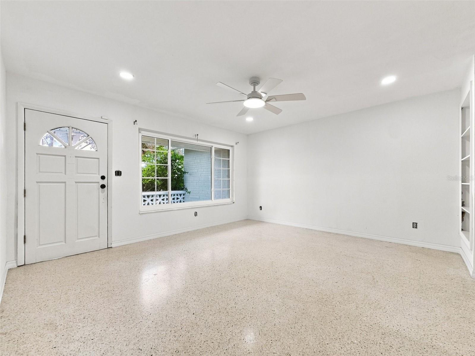 6100 35th, St Petersburg, FL 33710