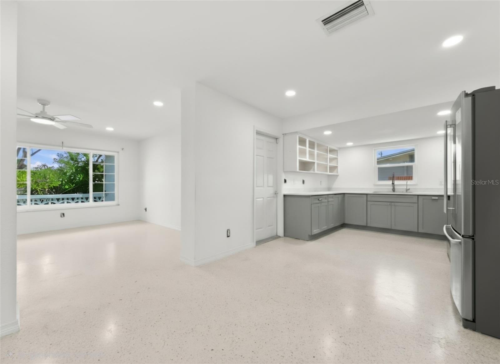 6100 35th, St Petersburg, FL 33710