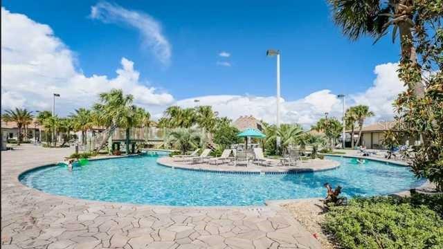 4352 Acorn, Davenport, FL 33837