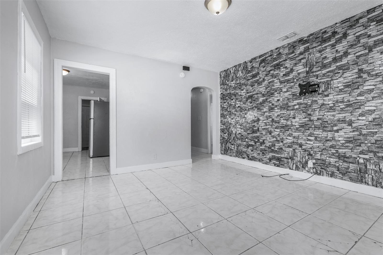 1311 Prescott, St Petersburg, FL 33712