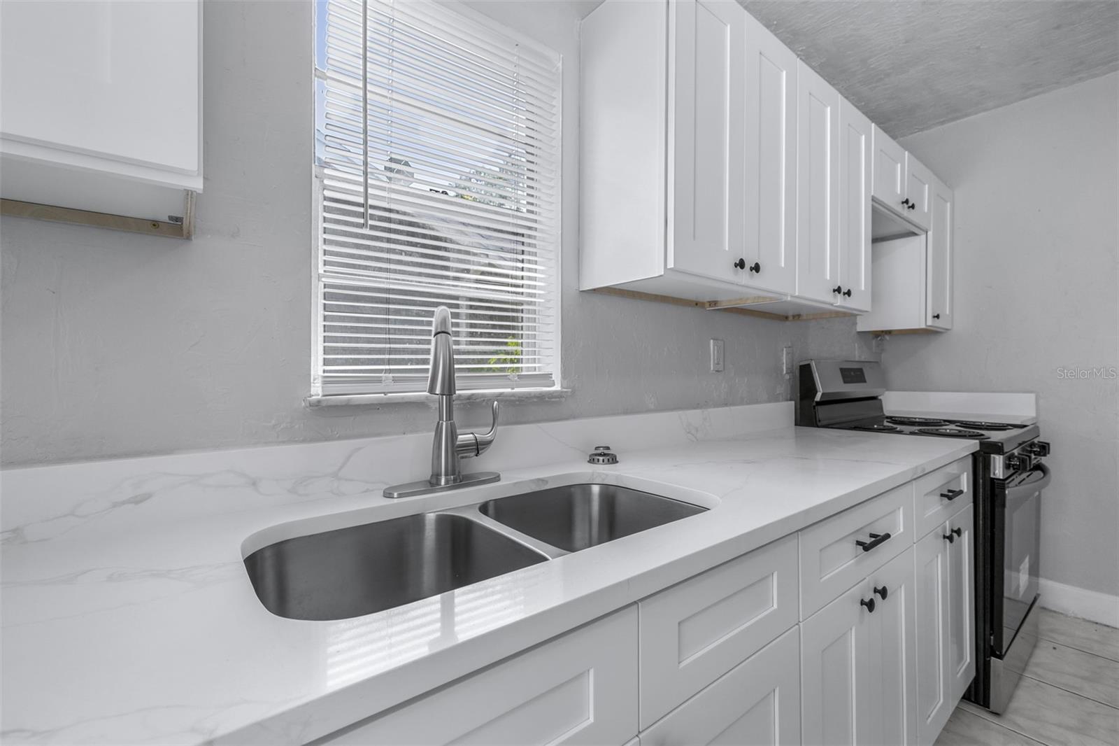 1311 Prescott, St Petersburg, FL 33712