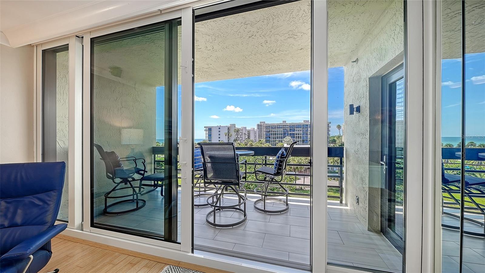 1075 Gulf of Mexico Unit 303, Longboat Key, FL 34228