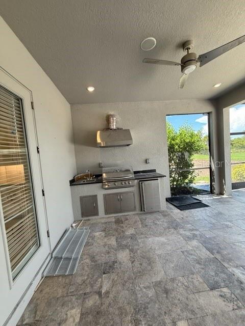 8208 Summer Night, Sarasota, FL 34241
