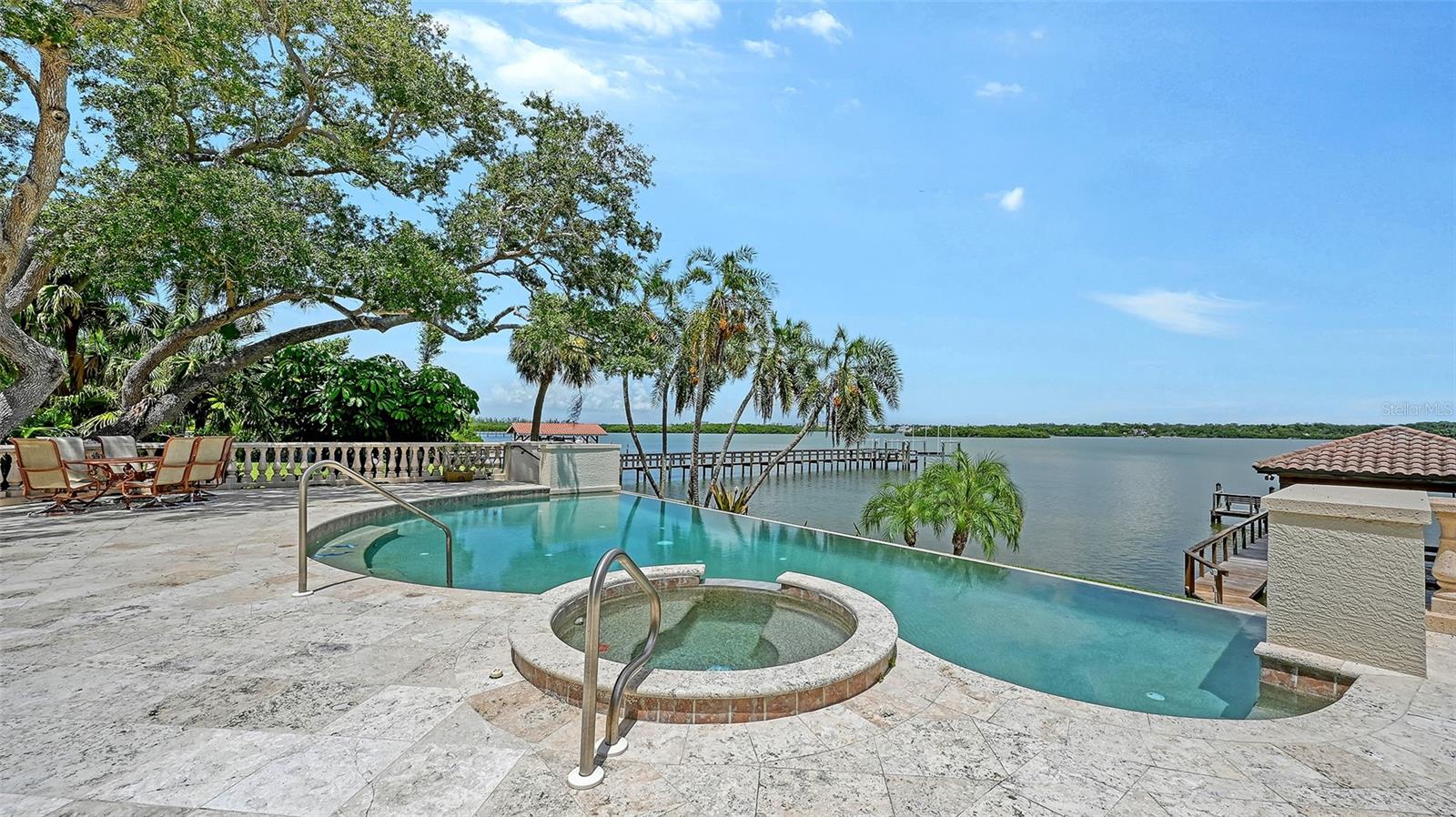 1216 Casey Key, Osprey, FL 34229