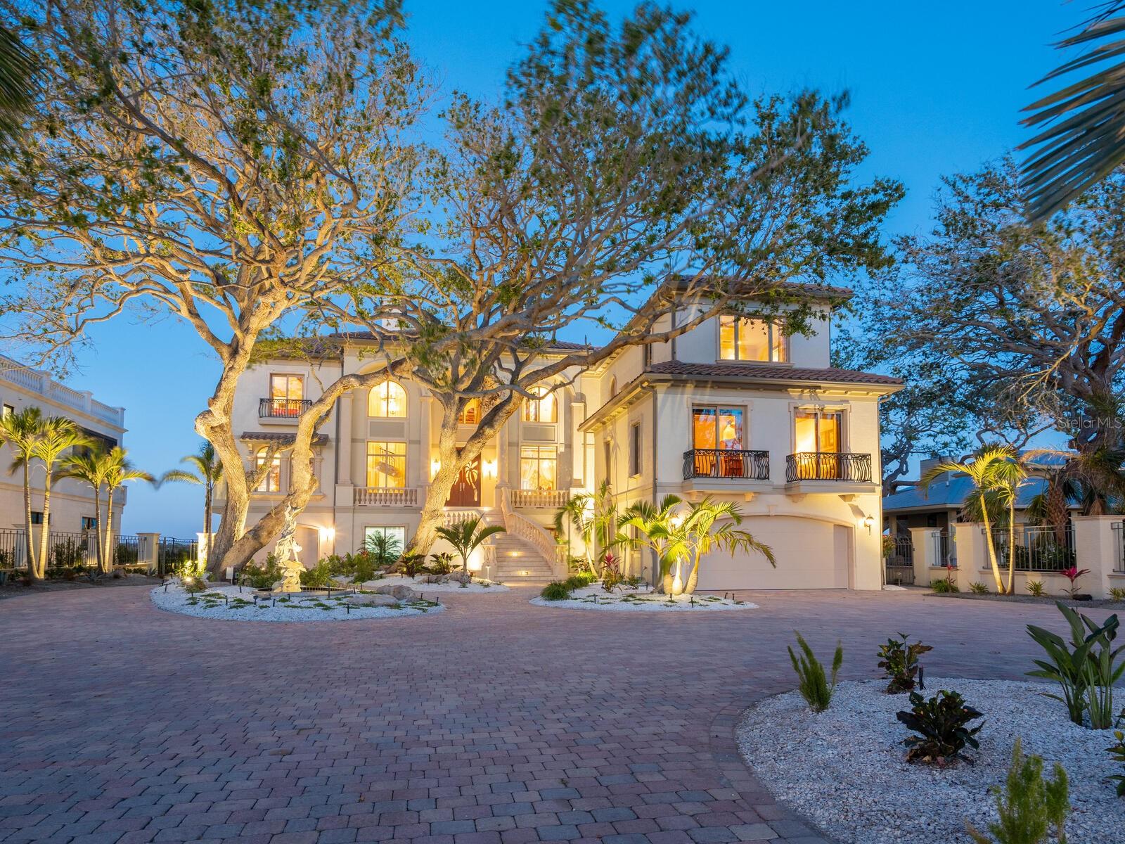 1216 Casey Key, Osprey, FL 34229
