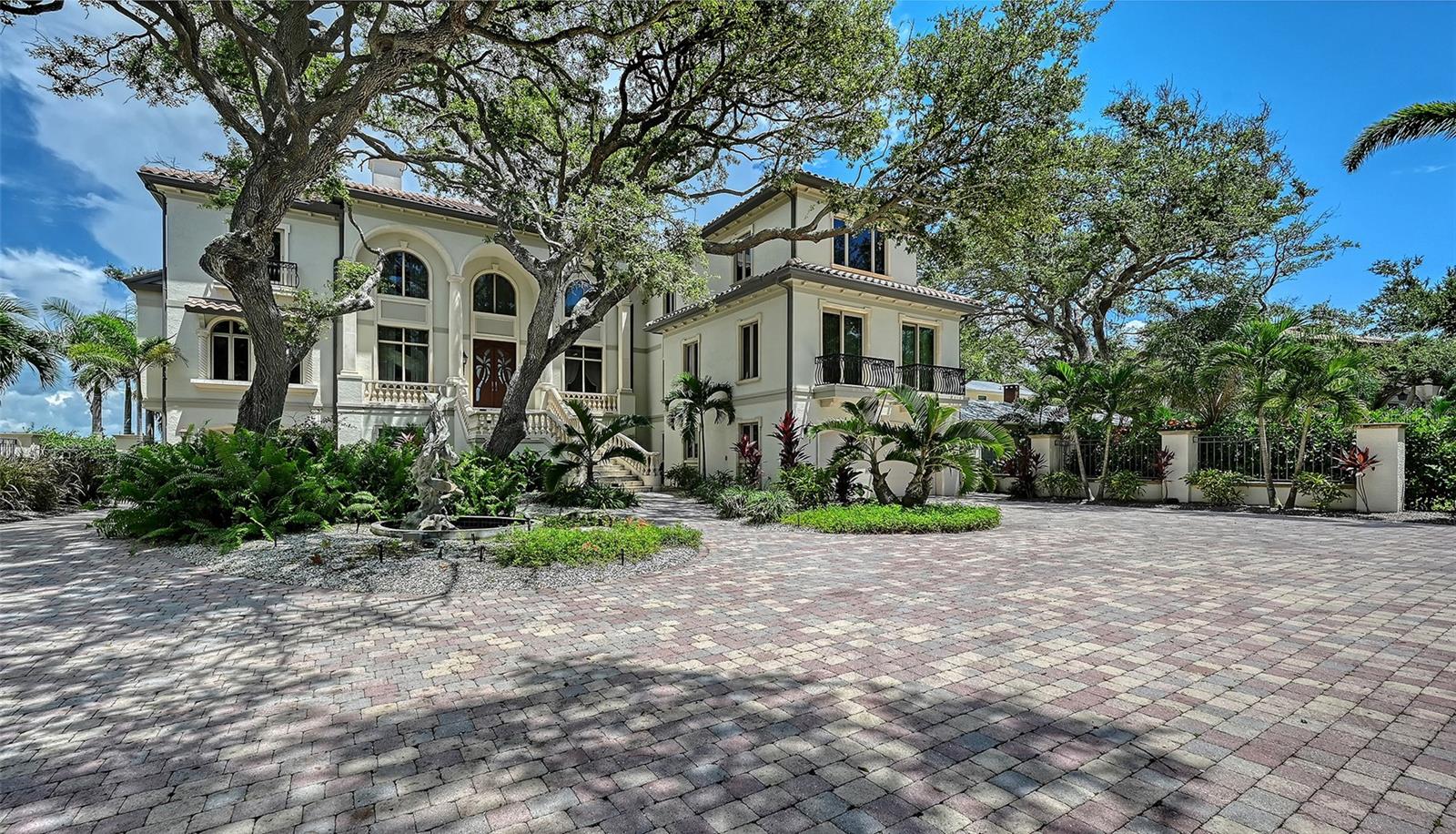 1216 Casey Key, Osprey, FL 34229
