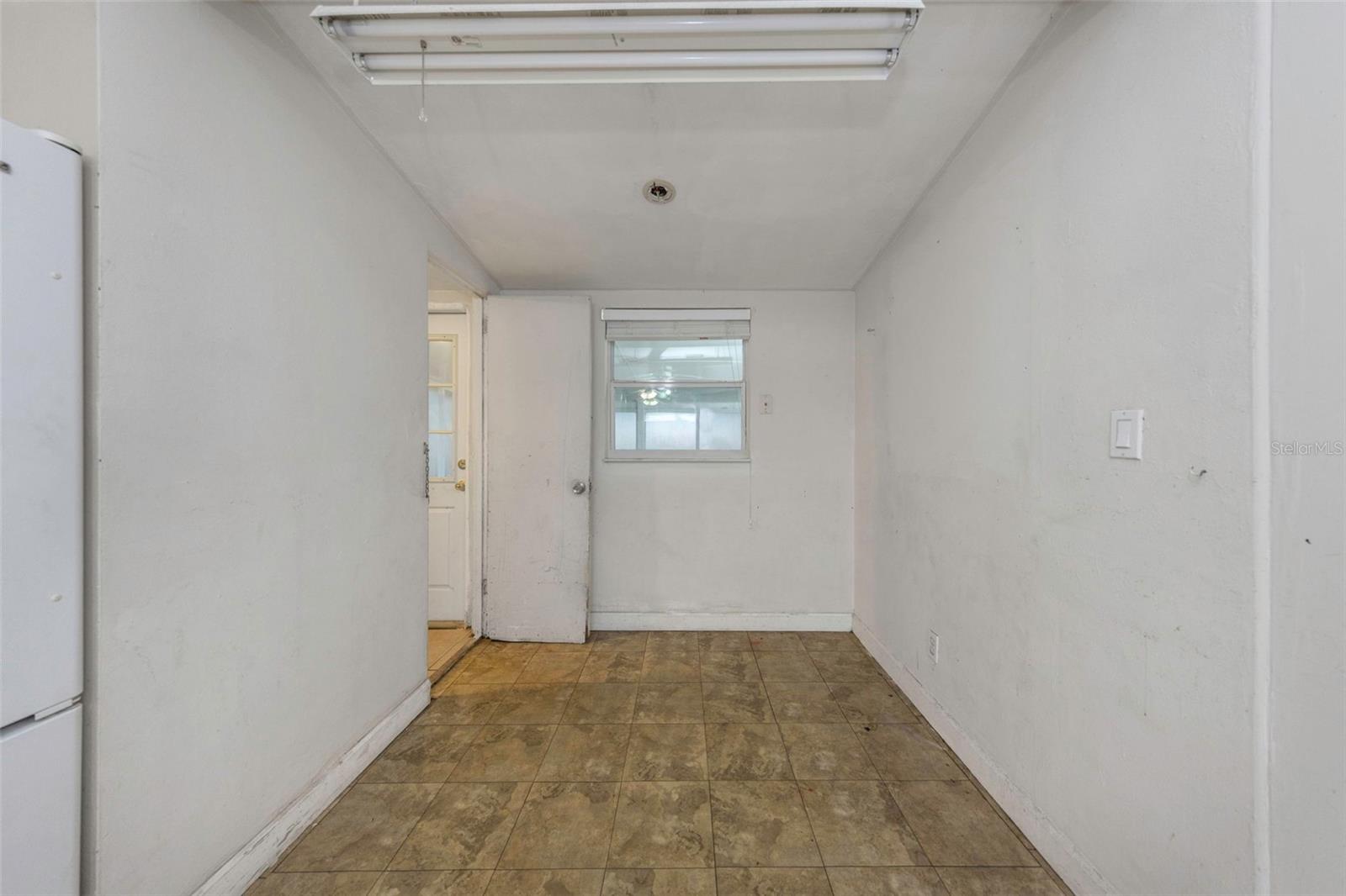 5621 11th, St Petersburg, FL 33710