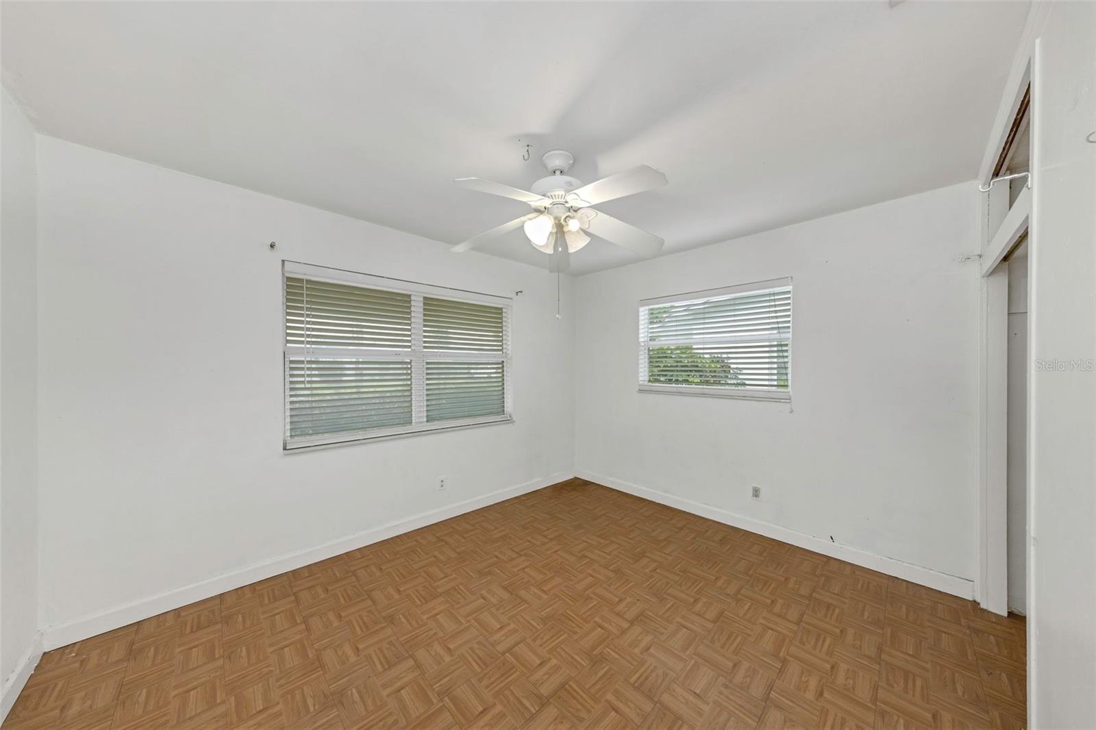 5621 11th, St Petersburg, FL 33710