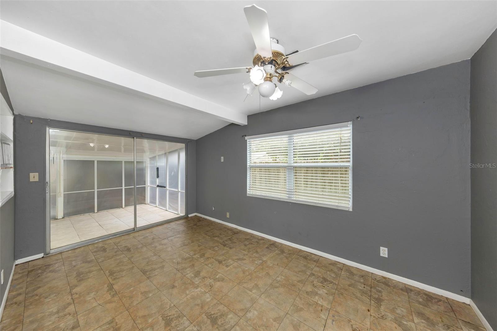 5621 11th, St Petersburg, FL 33710