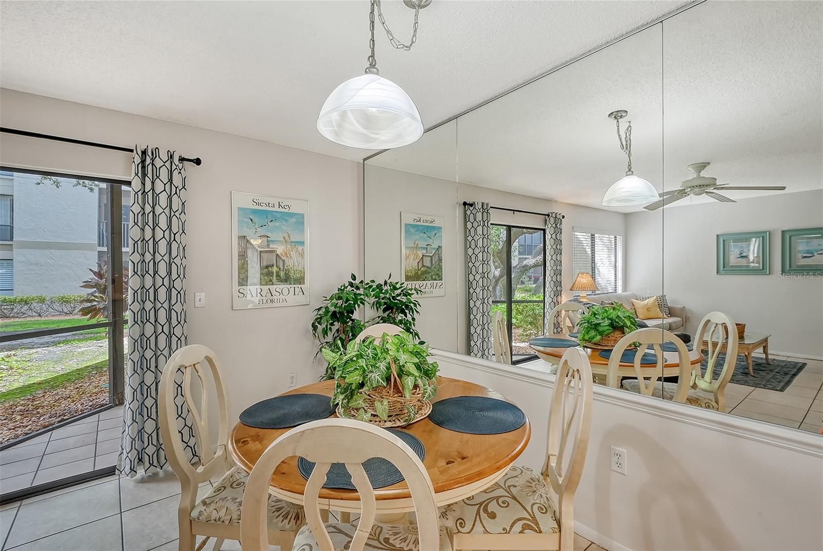 6157 Midnight Pass Unit G11, Sarasota, FL 34242