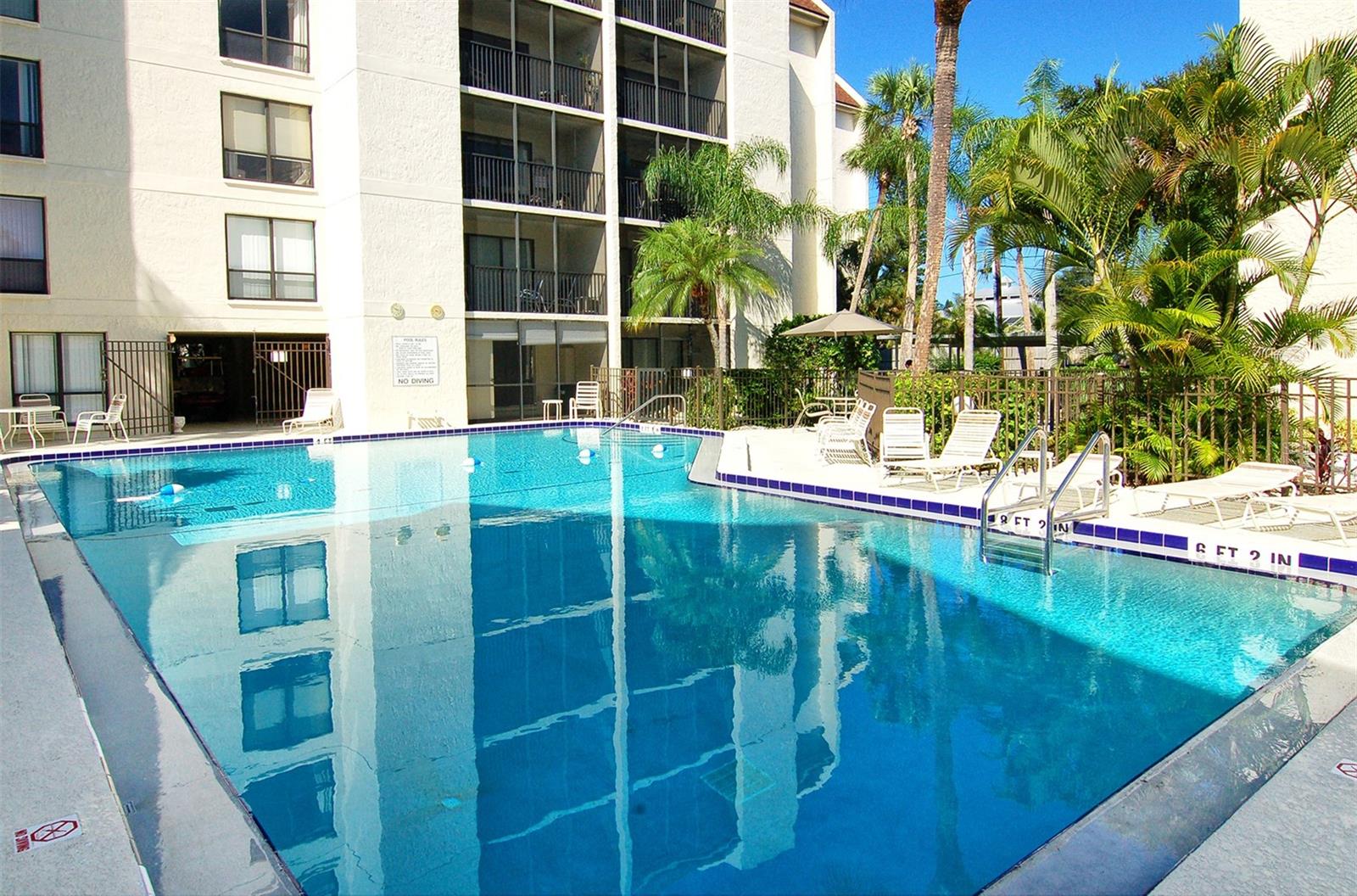 6157 Midnight Pass Unit G11, Sarasota, FL 34242