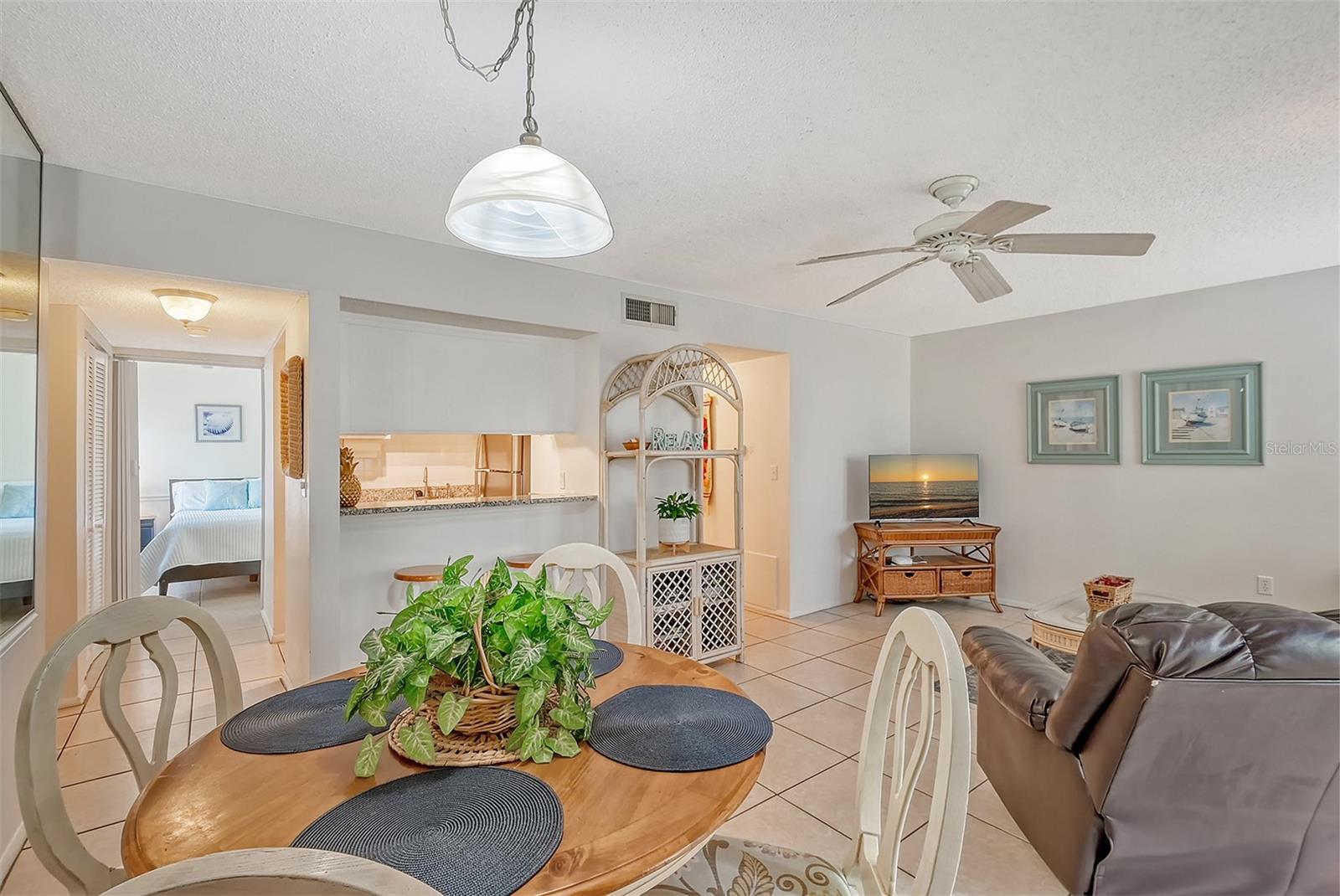 6157 Midnight Pass Unit G11, Sarasota, FL 34242