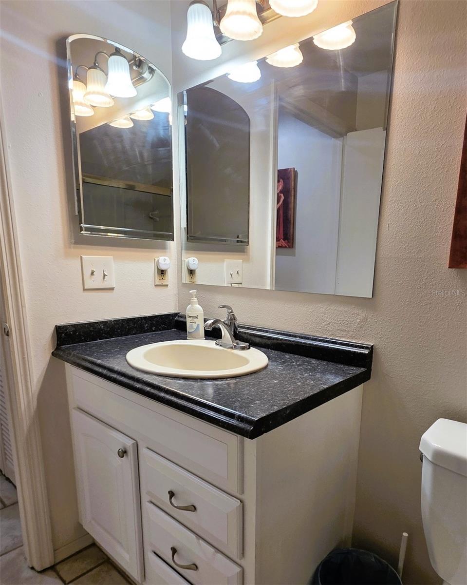 2164 Vista del Sol Condo Unit 505, Lutz, FL 33558