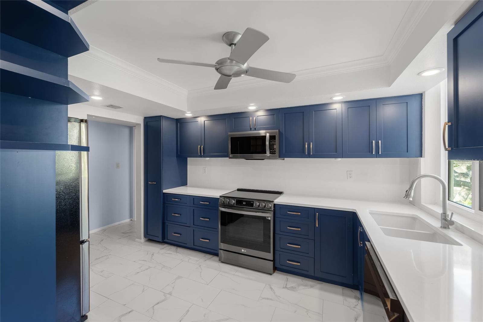6265 Midnight Pass Unit 102, Sarasota, FL 34242