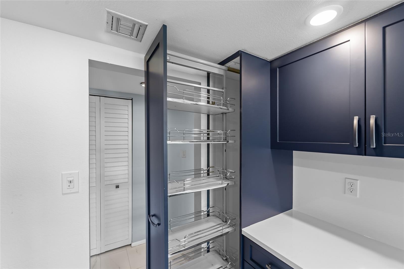 6265 Midnight Pass Unit 102, Sarasota, FL 34242