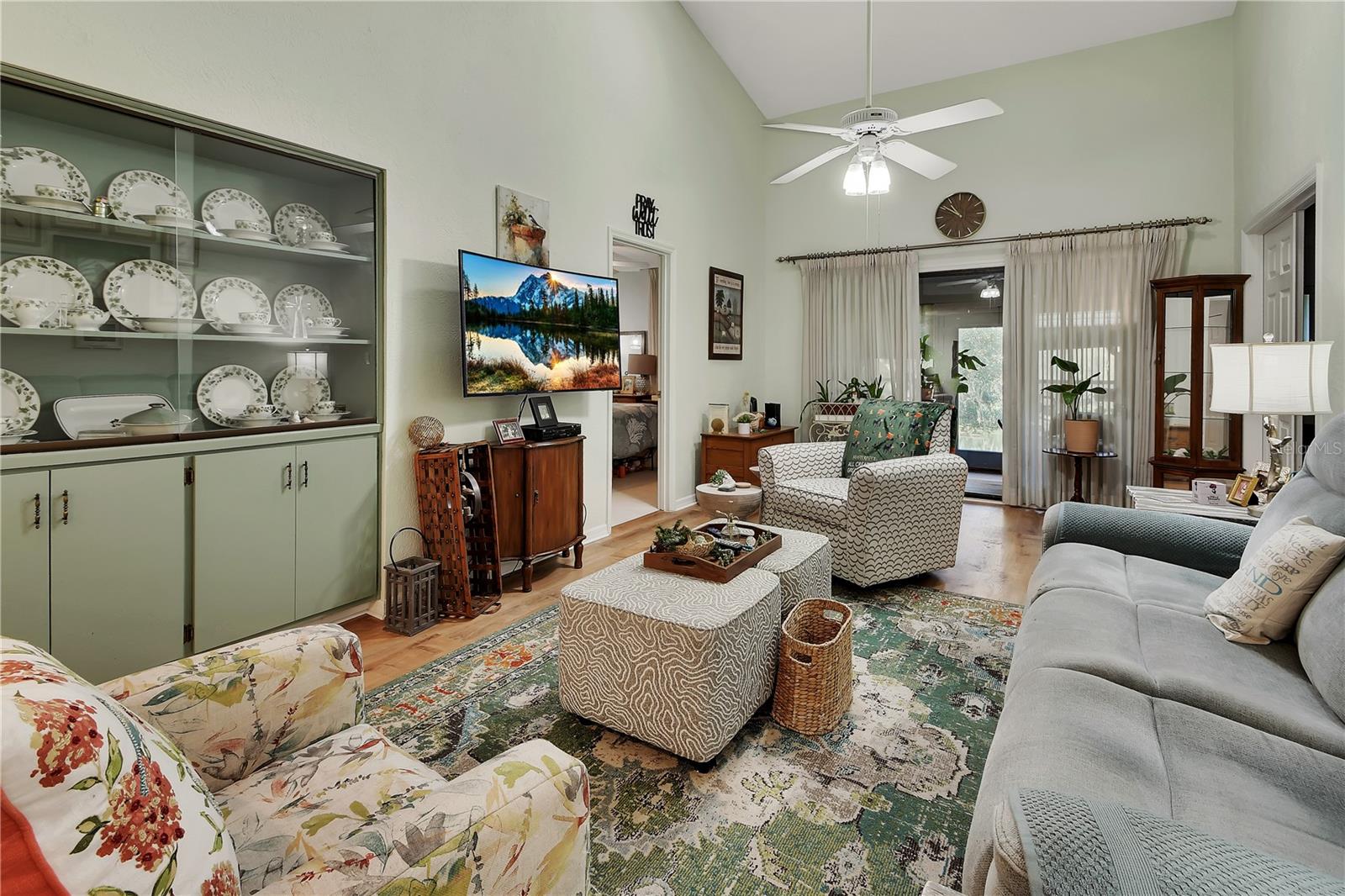 904 Village Green Unit 3, Deland, FL 32720