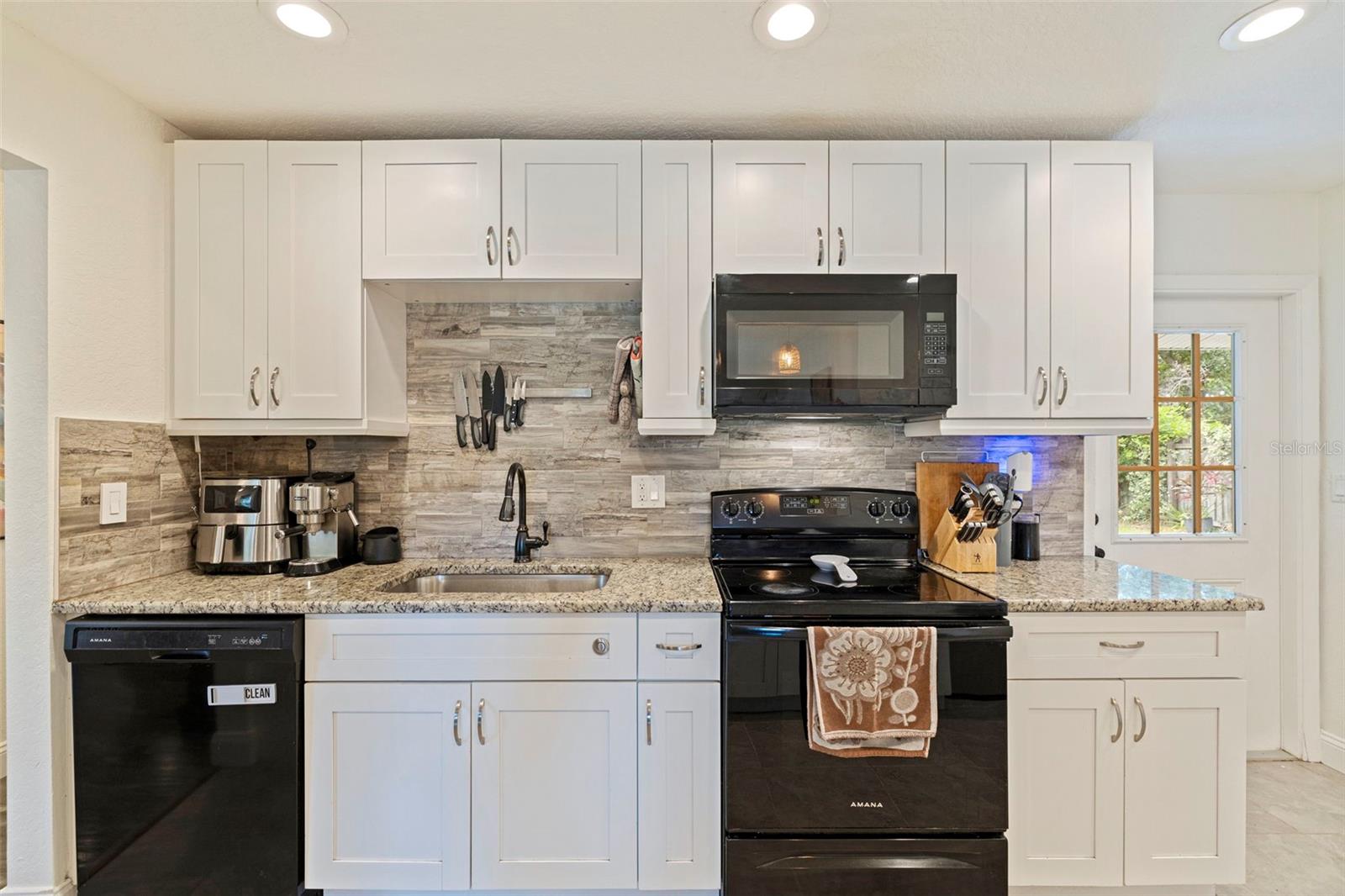 2940 47th, St Petersburg, FL 33712