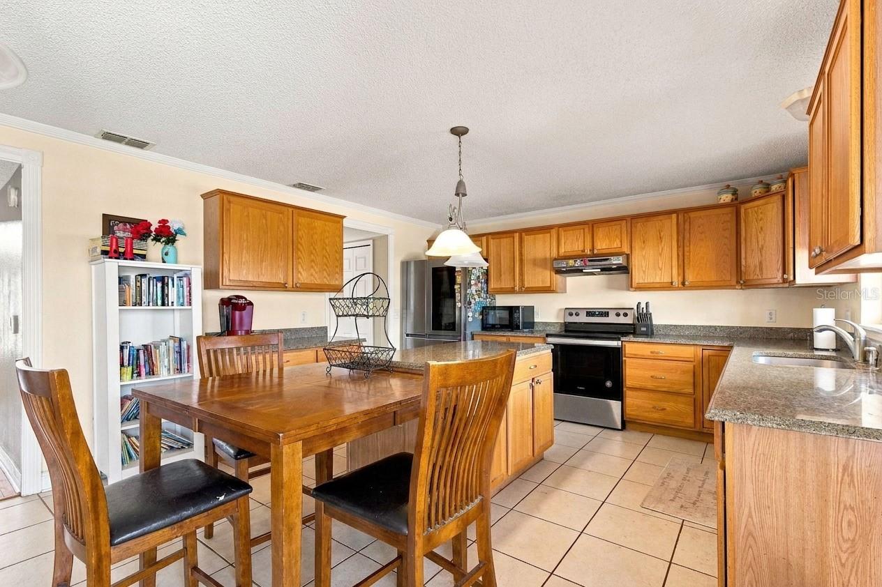 347 Velveteen, Chuluota, FL 32766